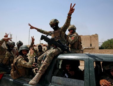 Ιράκ: Απελευθερώθηκε η Αλ Καΐμ από το ISIS - Από ήττα σε ήττα οι ισλαμιστές (φωτό)